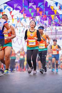 BIB: 112, 10071, 10821
                            <button type="button" onclick="openModal(9942447)" class="btn btn-primary btn-sm float-right btn-popup" data-toggle="modal" data-target=".modal-high-quality">
                        <i class="fas fa-shopping-cart"></i> Add to Cart
                    </button>
                                            <button type="button" onclick="isThisMe(9942447, true)" class="btn btn-success btn-sm float-right btn-popup btn-isme hidden" data-toggle="tooltip" data-placement="bottom" title="นี่คือรูปของคุณใช่ไหม คลิกที่นี่เพื่อเอาเข้าอัลบั้ม">
                        <i class="fas fa-plus"></i> Add to album
                    </button>
                    <button type="button" onclick="isThisMe(9942447, false)" class="btn btn-warning btn-sm float-right btn-popup btn-isnotme hidden">
                        <i class="fas fa-ban"></i> Remove from album
                    </button>